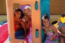 Juegos, sol y agua...La escuela infantil Elche Elisa Ruiz en verano